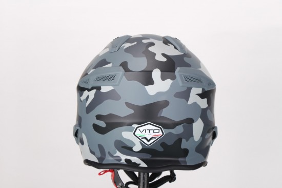 Helm met mondstuk vito bruzano camouflage achterkant
