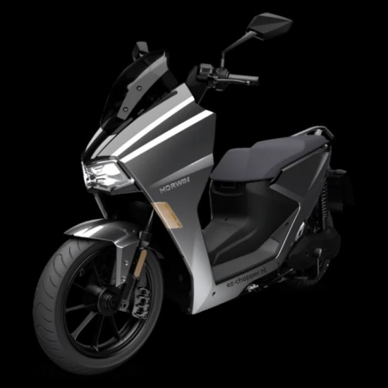 Horwinsk1 metallicgrey1clippedrev2 600x600