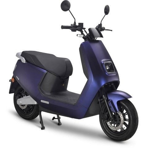 Iva ego s8 matblauw voorkant1